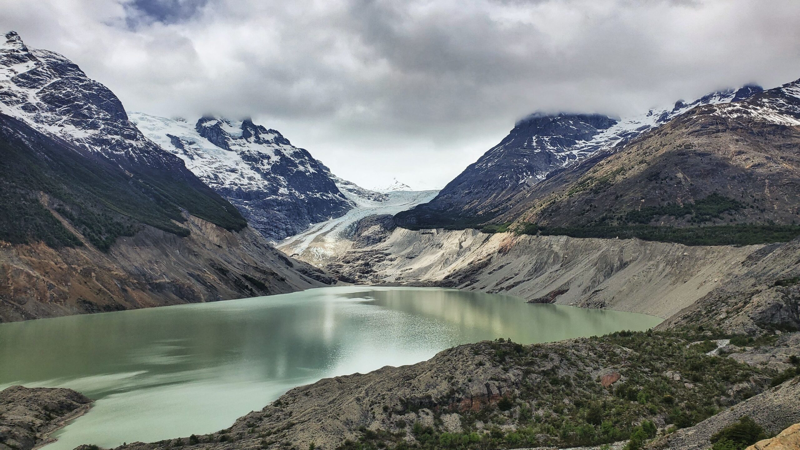 Glaciar Calluqueo, Cochrane, Aysen – Chile